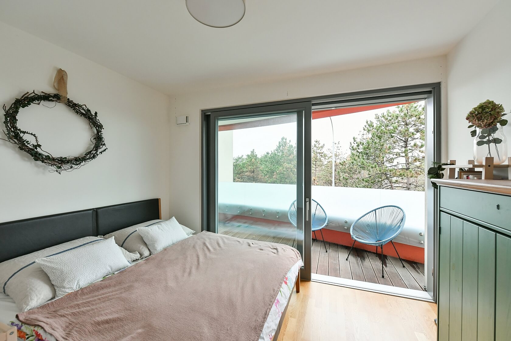 Kunešova, Žižkov - Prague 3 | Rent, Apartment Two-bedroom (3+kk), 82 m²