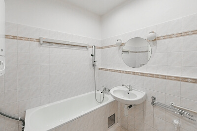 V Zálomu, Nusle - Praha 4 | Pronájem, Byt 4+1, 103 m²