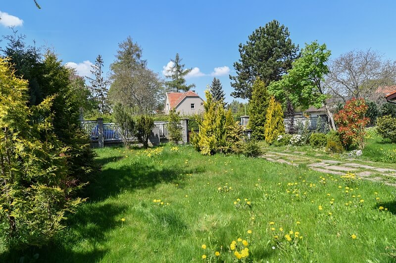 Mukařov - Praha-východ | Sale, House Three-bedroom (4+1), 179 m²