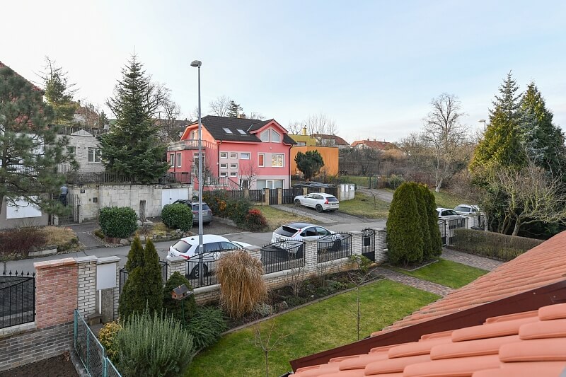 Pod Altánem, Strašnice - Prague 10 | Rent, House Five-bedroom (6+1), 231 m²