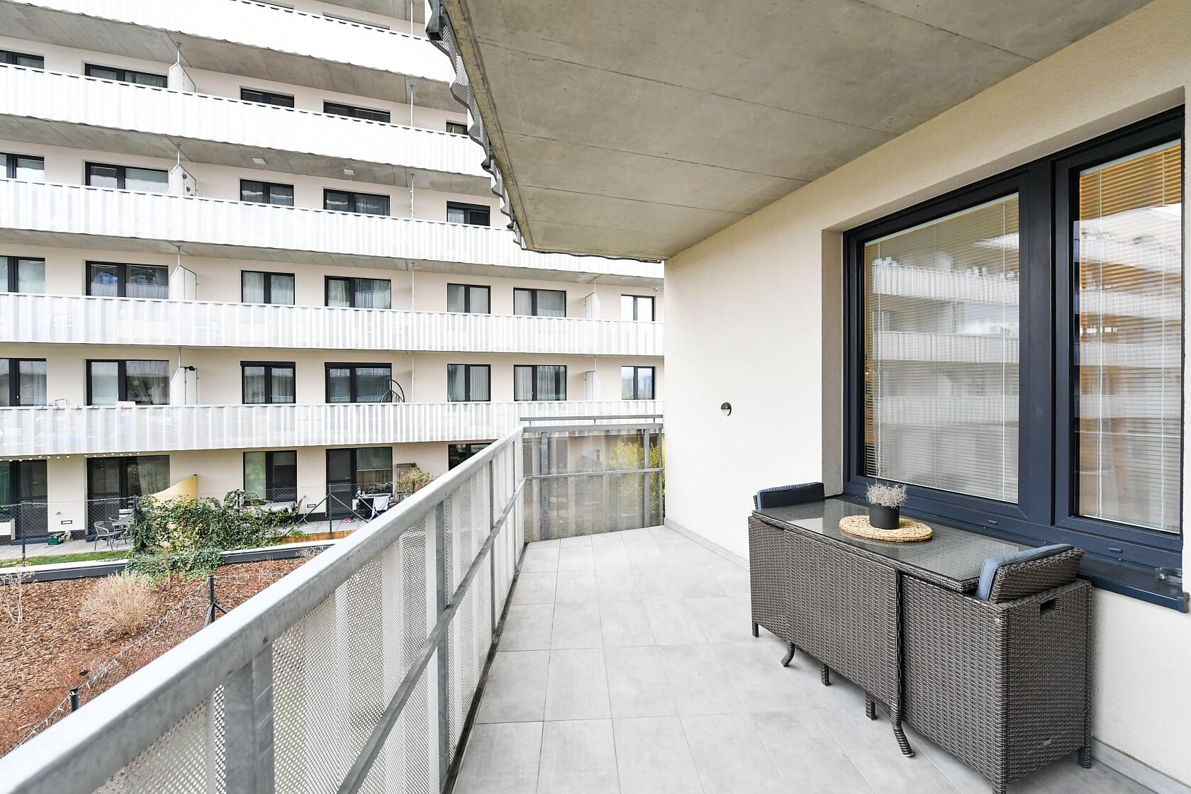 Zvěřinova, Strašnice - Praha 3 | Pronájem, Byt 4+kk, 147 m²