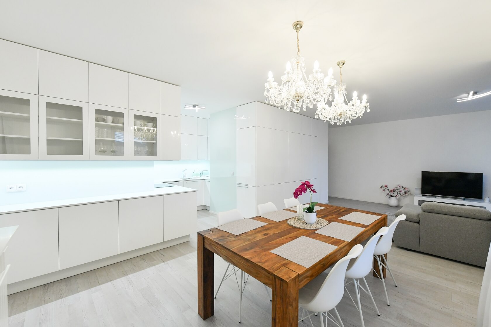 Zvěřinova, Strašnice - Praha 3 | Pronájem, Byt 4+kk, 147 m²