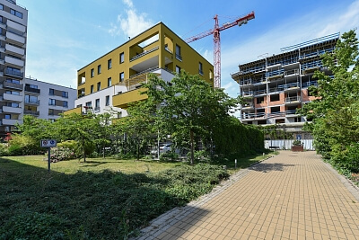 Pod Harfou, Vysočany - Prague 9 | Sale, Apartment One-bedroom (2+kk), 62 m²