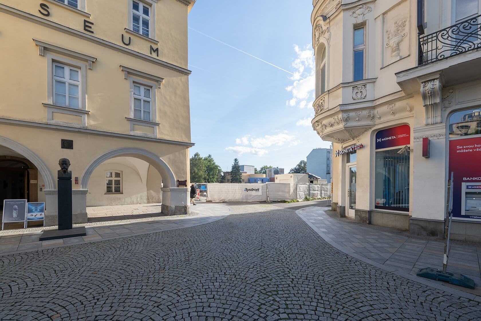 Masarykovo náměstí, Moravská Ostrava - Ostrava-město | Sale, Apartment One-bedroom (2+kk), 61 m²