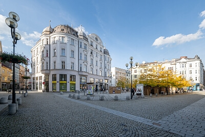 Masarykovo náměstí, Moravská Ostrava - Ostrava-město | Sale, Apartment One-bedroom (2+kk), 62 m²