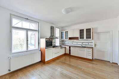 Lomená, Střešovice - Praha 6 | Pronájem, Byt 3+1, 107 m²