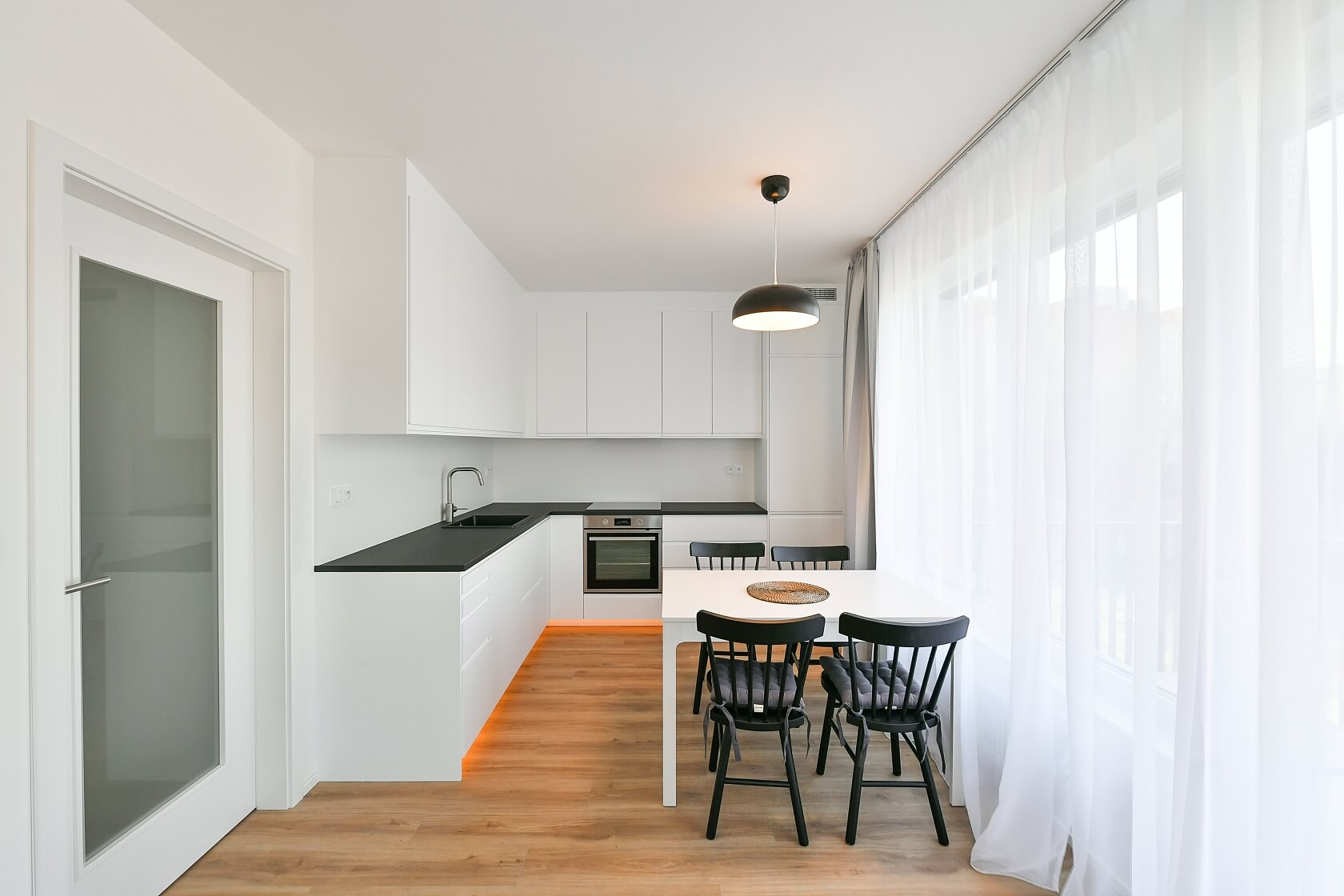 Piskáčkových, Vysočany - Praha 9 | Pronájem, Byt 2+kk, 55 m²