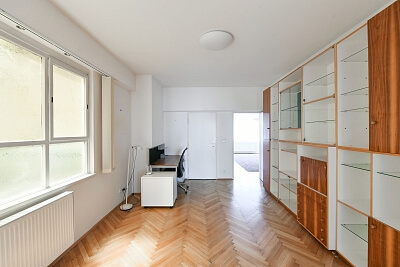 U Gymnázia, Nusle - Praha 4 | Pronájem, Byt 2+1, 104 m²