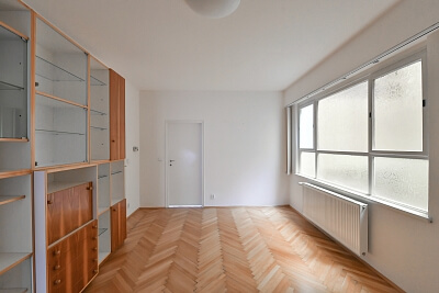 U Gymnázia, Nusle - Praha 4 | Pronájem, Byt 2+1, 104 m²