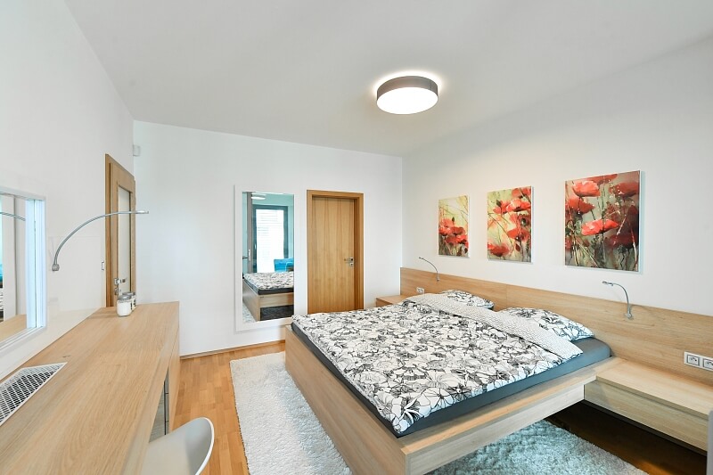 Olšanská, Žižkov - Prague 3 | Rent, Apartment Two-bedroom (3+kk), 94 m²
