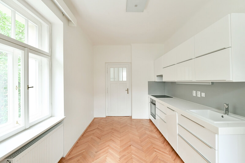 Zapova, Smíchov - Prague 5 | Sale, Apartment One-bedroom (2+1), 69 m²