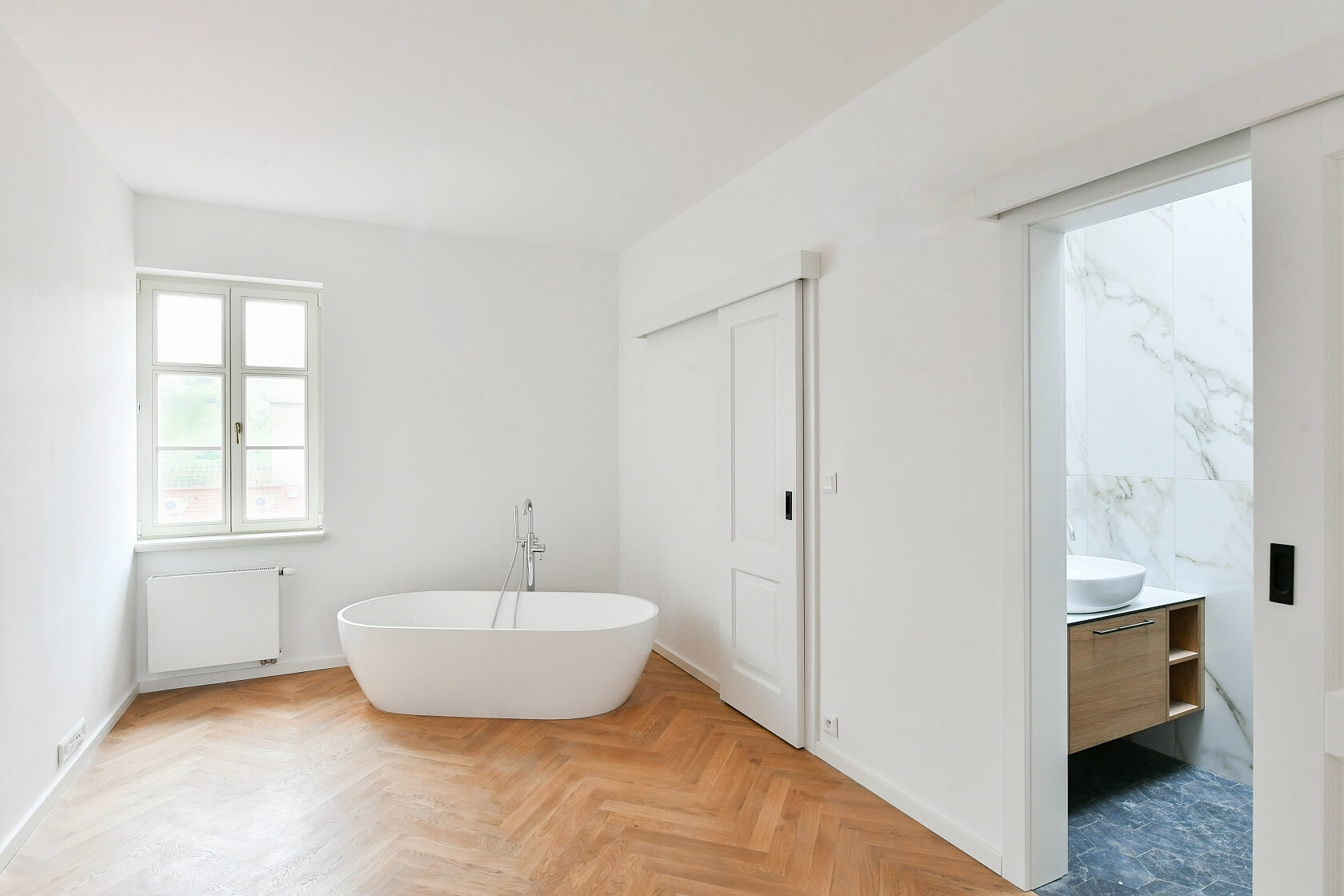 Roháčova, Žižkov - Prague 3 | Rent, Apartment Three-bedroom (4+kk), 90 m²