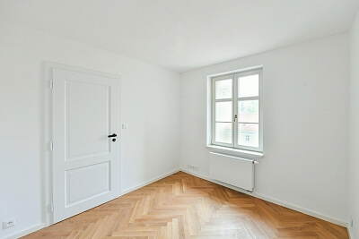 Roháčova, Žižkov - Prague 3 | Rent, Apartment Three-bedroom (4+kk), 90 m²