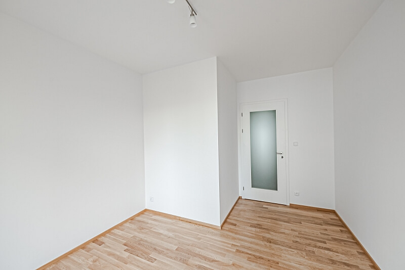 Ferrariho, Stodůlky - Prague 5 | Rent, Apartment One-bedroom (2+kk), 66 m²