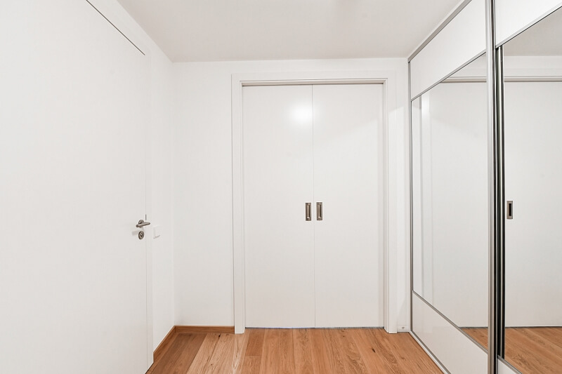 Kobrova, Smíchov - Praha 5 | Pronájem, Byt 1+kk, 50 m²