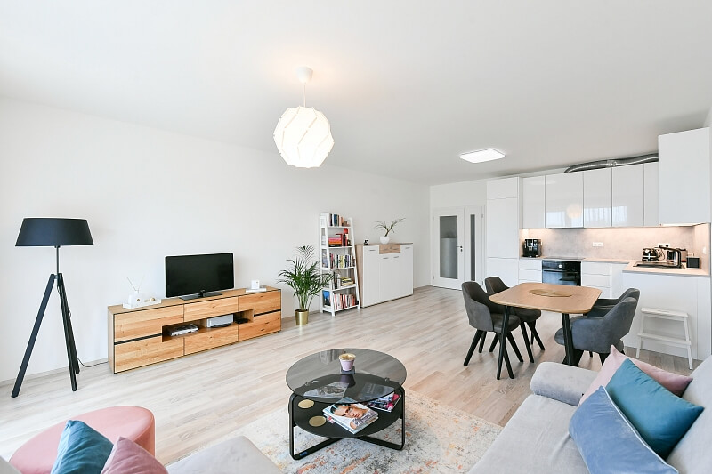 K Vystrkovu, Modřany - Prague 4 | Sale, Apartment Two-bedroom (3+kk), 97 m²