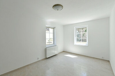 Běžná, Strašnice - Praha 10 | Pronájem, Byt 3+kk, 120 m²