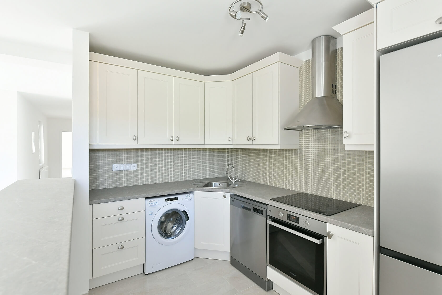 Běžná, Strašnice - Praha 10 | Pronájem, Byt 3+kk, 120 m²