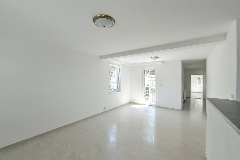 Běžná, Strašnice - Prague 10 | Rent, Apartment Two-bedroom (3+kk), 120 m²