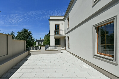 Běžná, Strašnice - Prague 10 | Rent, Apartment Two-bedroom (3+kk), 120 m²