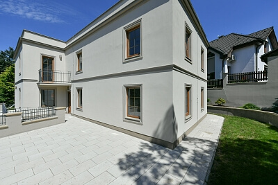 Běžná, Strašnice - Praha 10 | Pronájem, Byt 3+kk, 120 m²