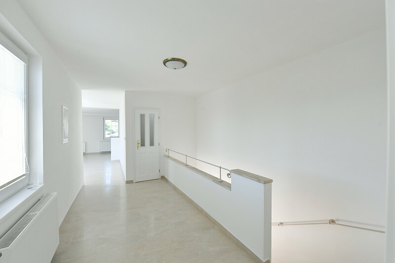 Běžná, Strašnice - Prague 10 | Rent, Apartment Two-bedroom (3+kk), 102 m²