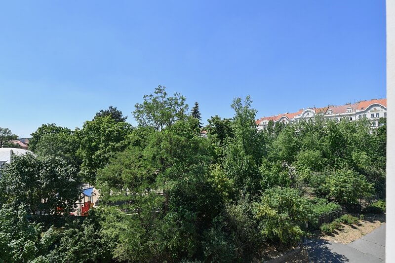 Madridská, Vršovice - Prague 10 | Rent, Apartment One-bedroom (2+kk), 50 m²