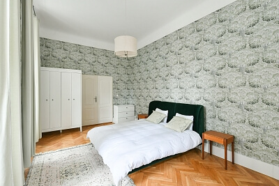 Mikovcova, Vinohrady - Prague 2 | Rent, Apartment One-bedroom (2+kk), 56 m²