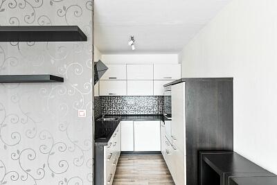 Horákova, Stodůlky - Prague 5 | Sale, Apartment One-bedroom (2+kk), 42 m²