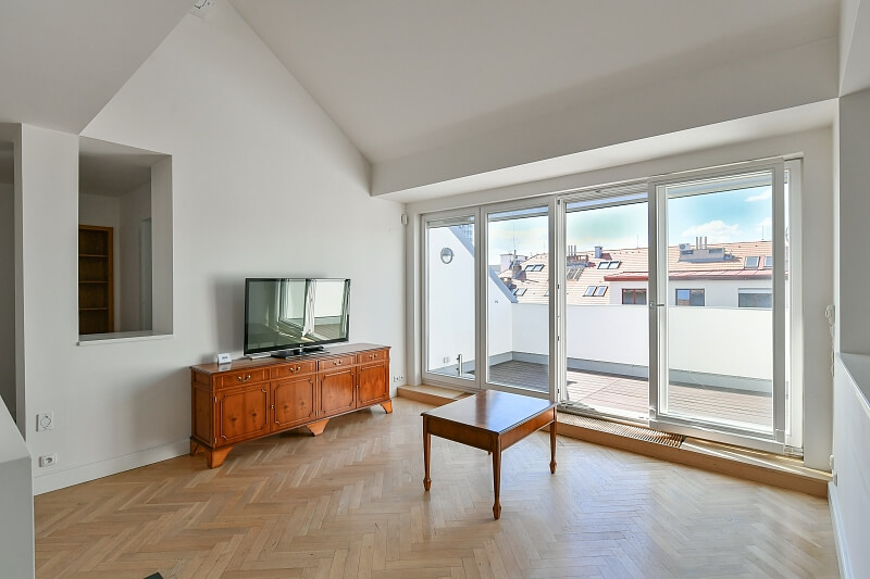 Na Klaudiánce, Podolí - Prague 4 | Rent, Apartment Three-bedroom (4+1), 180 m²