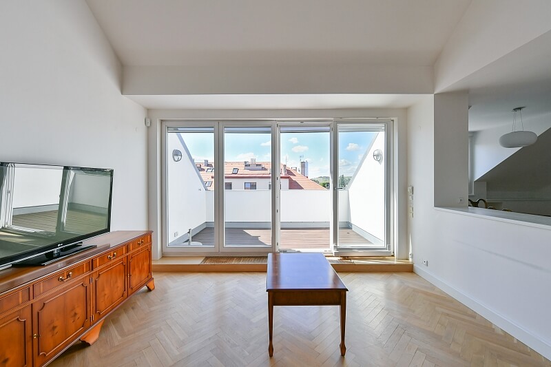 Na Klaudiánce, Podolí - Prague 4 | Rent, Apartment Three-bedroom (4+1), 180 m²