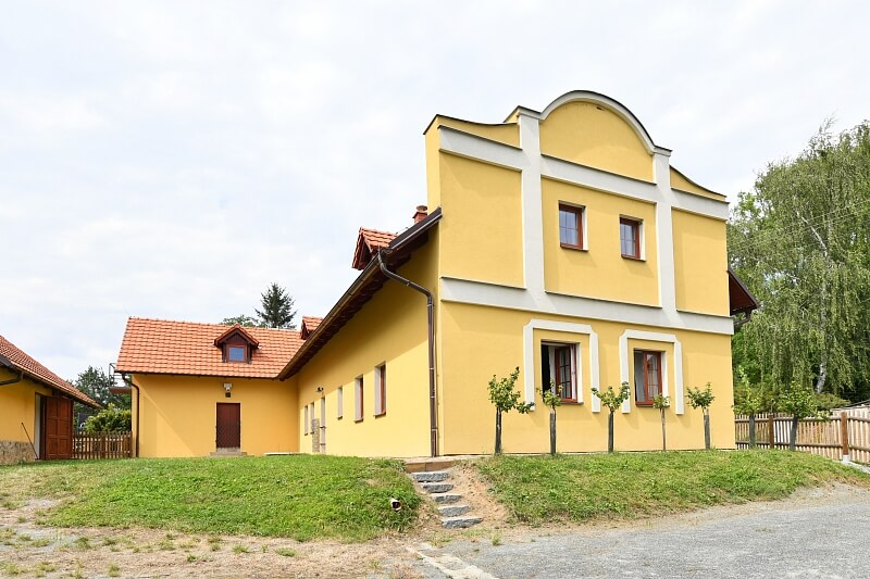 Kaliště u Ondřejova, Kaliště - Praha-východ | Sale, House Four-bedroom (5+kk), 251 m²