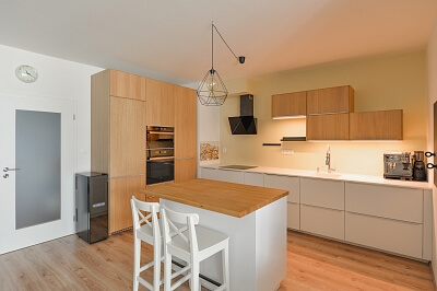 V Zahrádkách, Žižkov - Prague 3 | Sale, Apartment Three-bedroom (4+kk), 108 m²