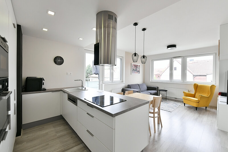 Pod Jarovem, Žižkov - Praha 3 | Prodej, Byt 3+kk, 77 m²