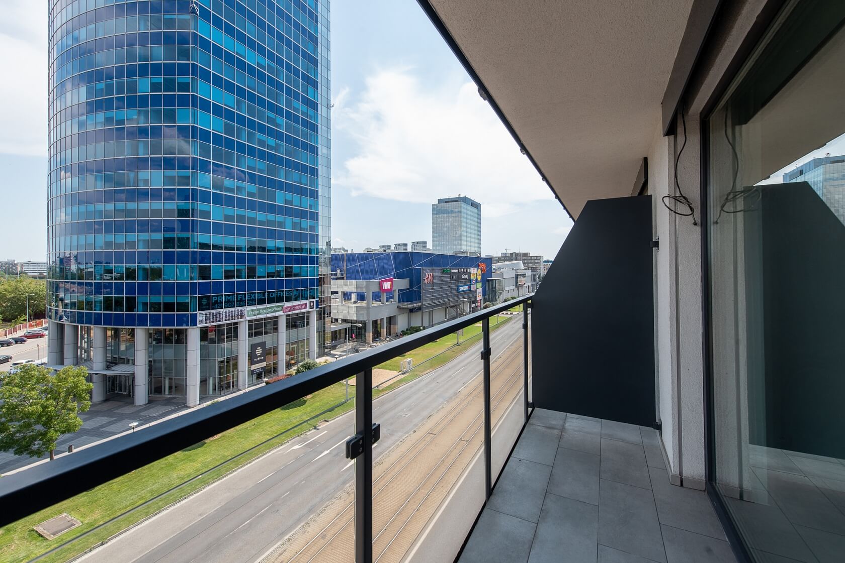Bratislavský kraj, Nové Mesto - Bratislava III | Pronájem, Byt 2+kk, 61 m²