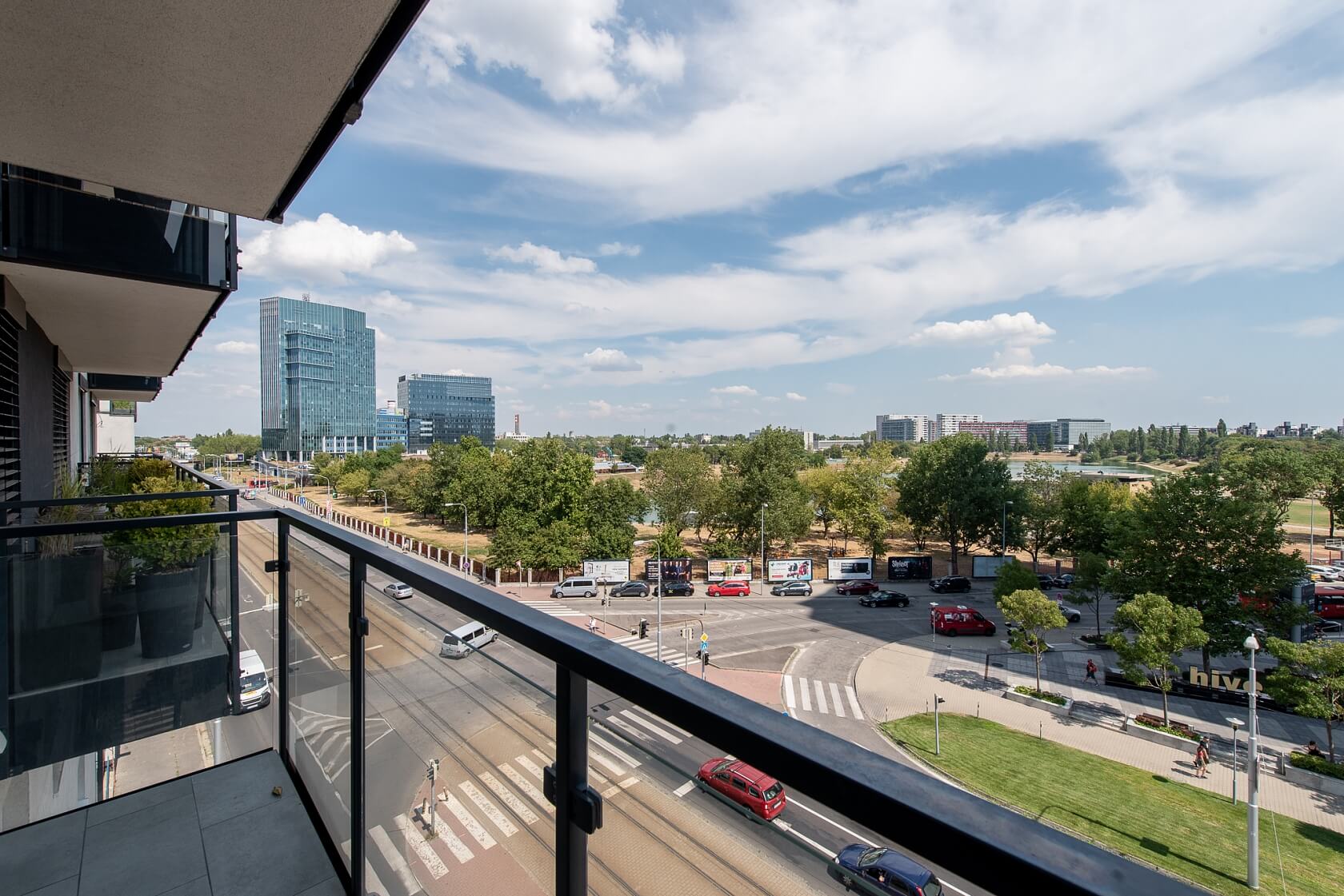 Bratislavský kraj, Nové Mesto - Bratislava III | Pronájem, Byt 2+kk, 61 m²