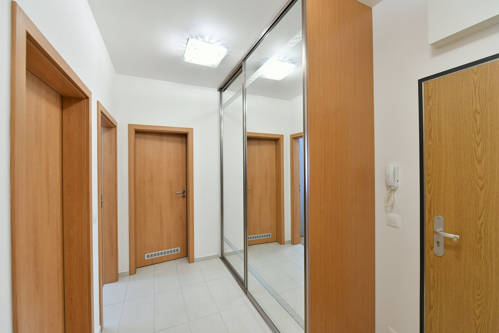 Saarinenova, Hloubětín - Prague 9 | Rent, Apartment One-bedroom (2+kk), 53 m²