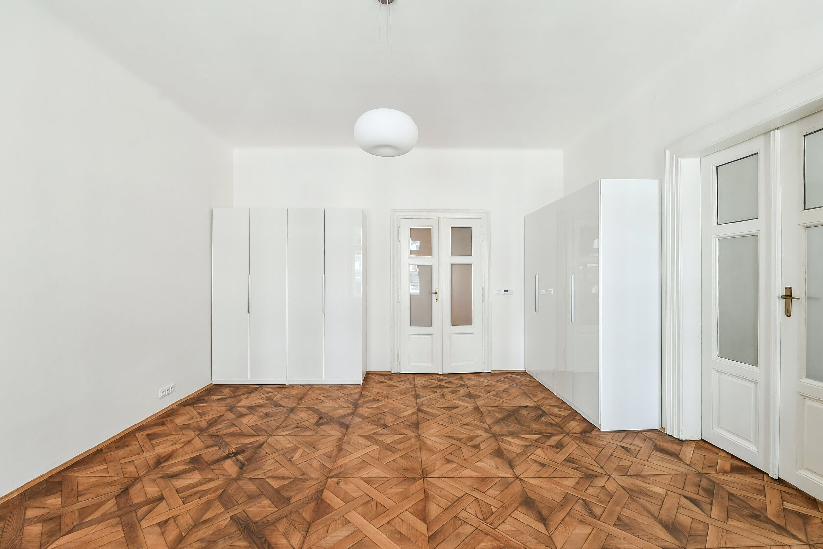 Balbínova, Vinohrady - Prague 2 | Rent, Apartment Three-bedroom (4+kk), 100 m²