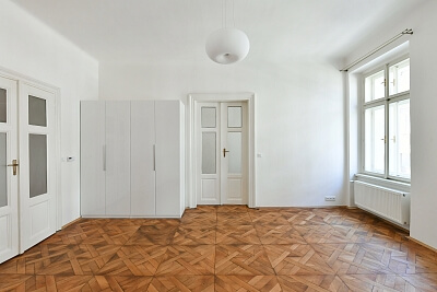 Balbínova, Vinohrady - Prague 2 | Rent, Apartment Three-bedroom (4+kk), 100 m²
