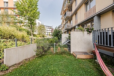 Olgy Havlové, Žižkov - Prague 3 | Sale, Apartment Two-bedroom (3+kk), 112 m²