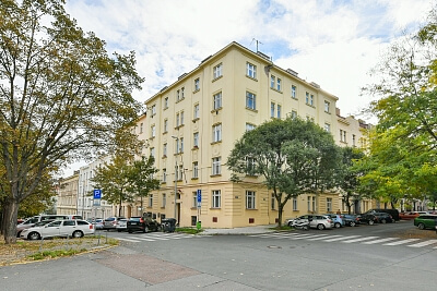 Ostrovského, Smíchov - Prague 5 | Sale, Apartment One-bedroom (2+kk), 45 m²
