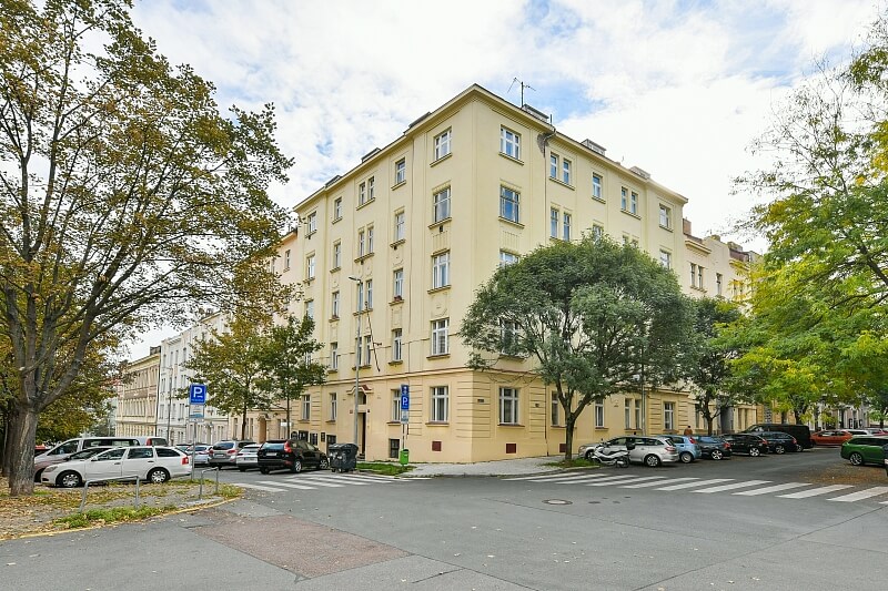 Ostrovského, Smíchov - Praha 5 | Prodej, Byt 2+kk, 45 m²