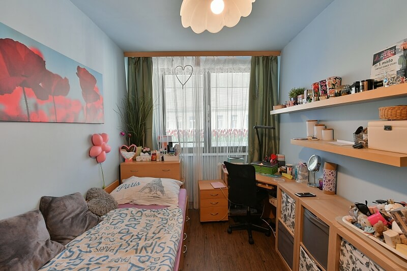 Lupáčova, Žižkov - Prague 3 | Sale, Apartment Two-bedroom (3+kk), 76 m²