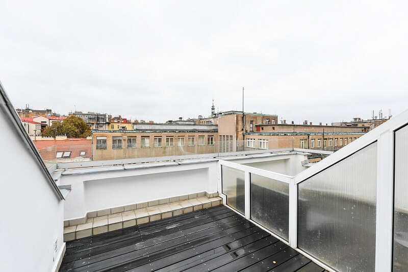 Malá Štěpánská, Nové Město - Prague 2 | Rent, Apartment Two-bedroom (3+1), 145 m²