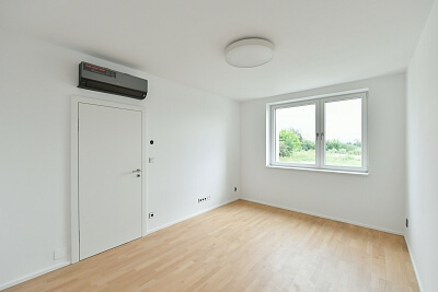 U Trati, Strašnice - Praha 10 | Pronájem, Rodinný dům 5+kk, 158 m²