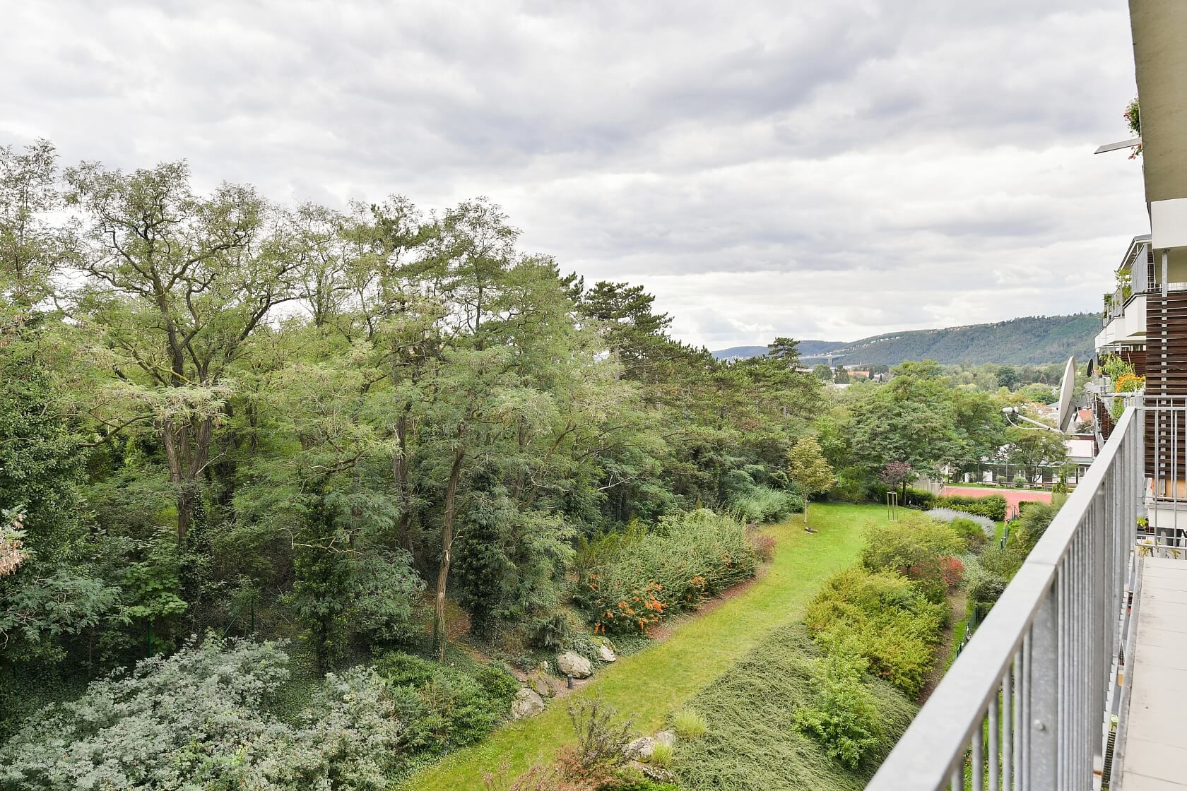 Na Srážku, Modřany - Praha 4 | Pronájem, Byt 3+kk, 100 m²