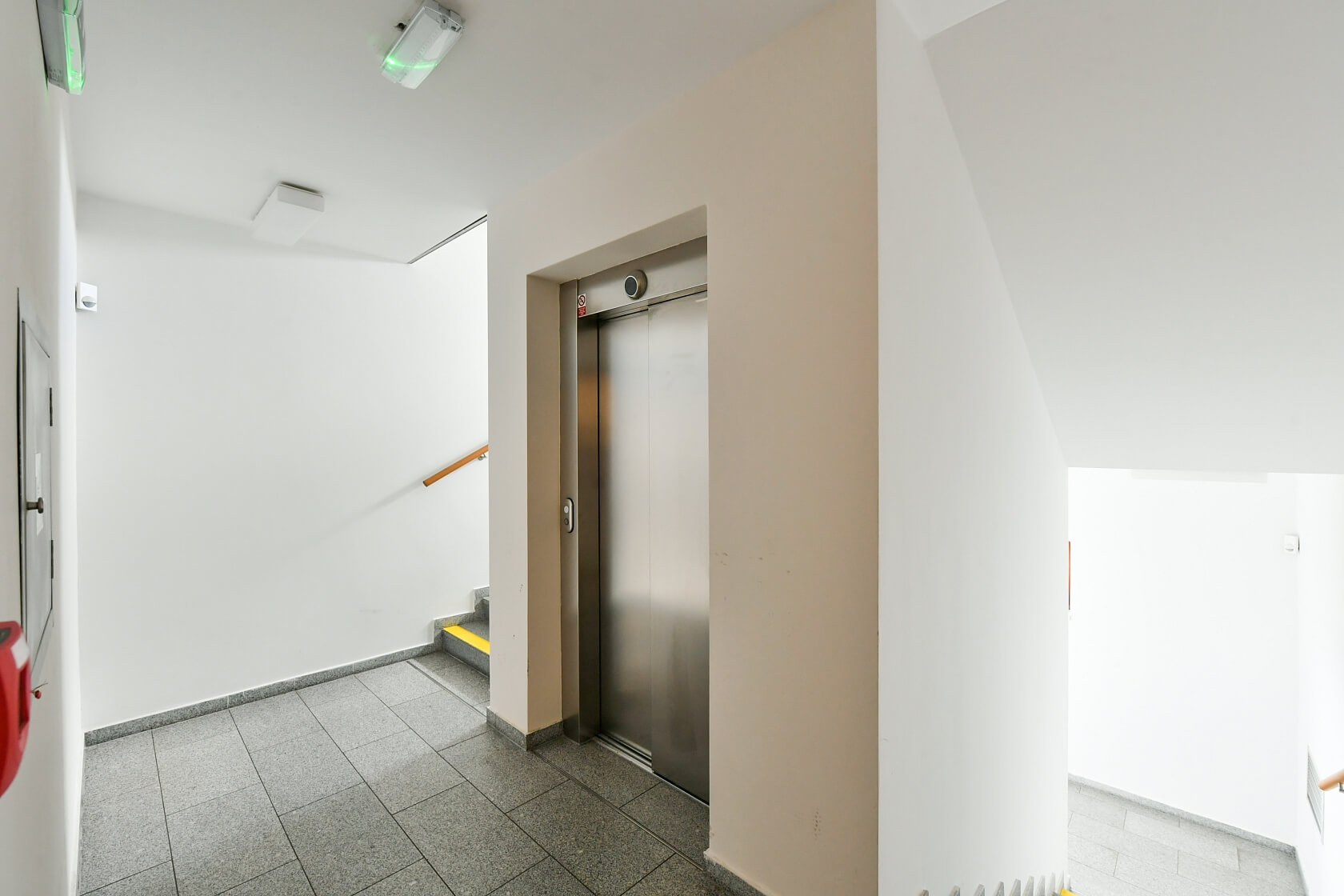 Na Srážku, Modřany - Praha 4 | Pronájem, Byt 3+kk, 100 m²