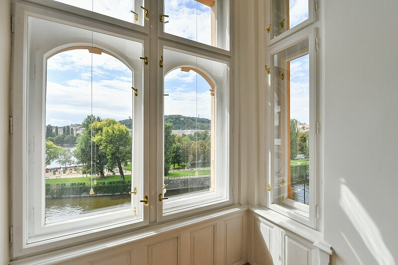 Masarykovo nábřeží, Nové Město - Prague 1 | Rent, Apartment One-bedroom (2+1), 80 m²