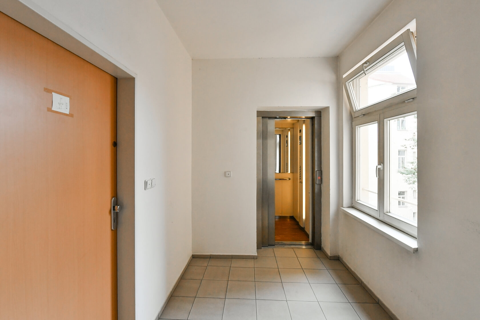 Havlíčkovo náměstí, Žižkov - Prague 3 | Rent, Apartment Studio (1+kk), 44 m²