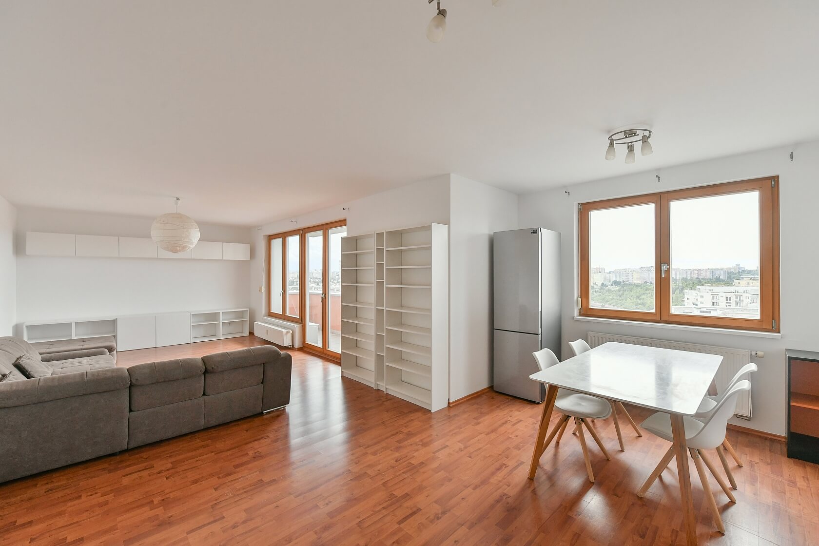 Sluneční náměstí, Stodůlky - Prague 5 | Rent, Apartment Two-bedroom (3+kk), 110 m²